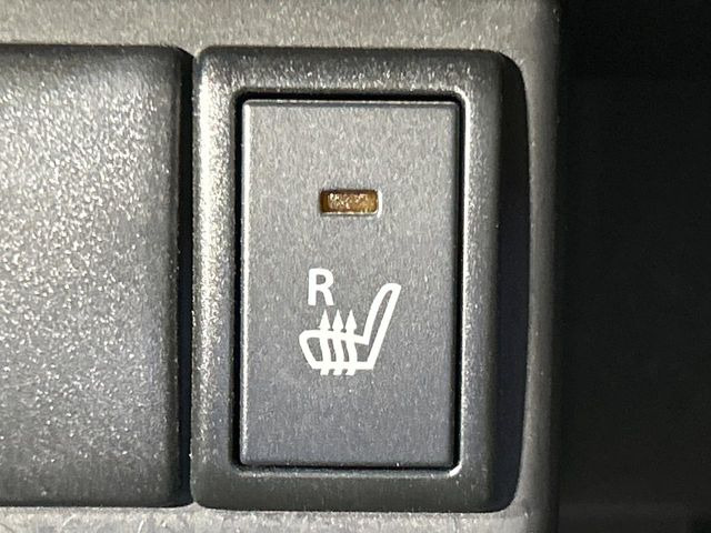 �y�V�[�g�q�[�^�[�z�������ɏd�󂷂�V�[�g�q�[�^�[!�G�A�R����葁�����܂��Ă����̂Ŋ�����̐l�����S�ł��ˁ�G�A�R���̉����͊������邩����A�Ƃ������ɂ����������߂ł��B