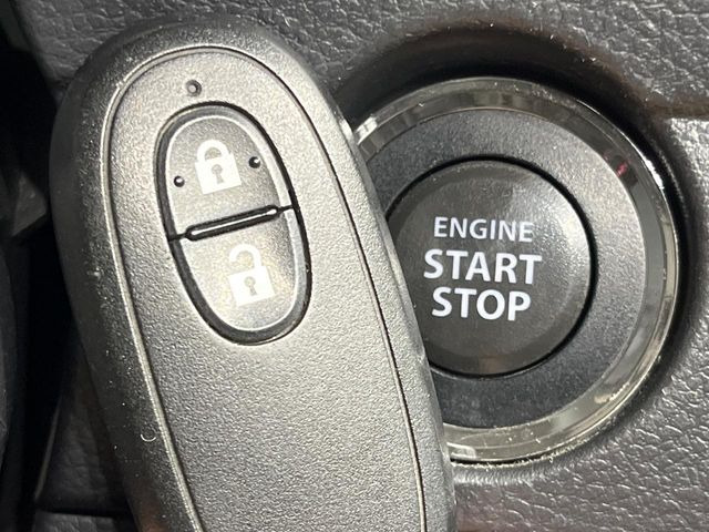 �y�L�[���X�X�^�[�g�V�X�e���z�J�o����|�P�b�g�ɓ��ꂽ�܂܂ł��h�A�̎{���E�������\�ȃX�}�[�g�L�[�𑕔��B�G���W���̃I���E�I�t�����J�M�����o���K�v����������Ƃ��Ă��֗��ł���