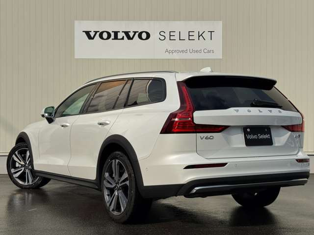 V60クロスカントリーウルトラ B5 AWD 4WD