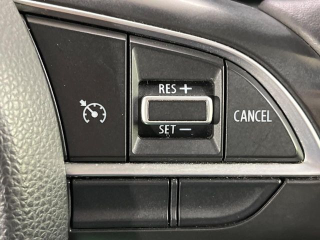 �y�N���[�Y�R���g���[���z�������H�����N���N���s�B�A�N�Z���𗣂��Ă���葬�x�ő��s���ł��A�������^�]���̕��S���y��!�����E�������ȒP�ȃX�C�b�`����Œ����ł��܂��B