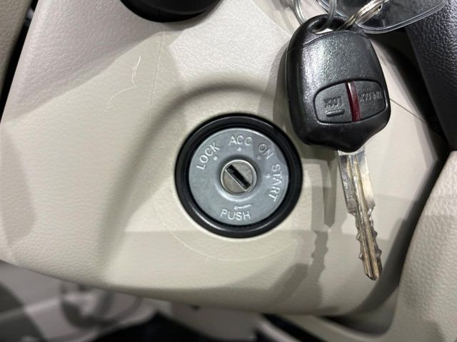 �y�L�[���X�z�������ꂽ�ꏊ����ł��{�^����Ńh�A�̊J���E�{�����ł���̂łƂ��Ă��֗�!�h�A�̌�������ɏ������邱�Ƃ�����܂����