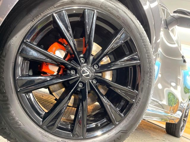 �y����20�C���`�A���~�z�C�[���z�O�ςɃ}�b�`���������A���~�z�C�[���𑕒����Ă���܂��B�e��ЊO�A���~�z�C�[����A�X�^�b�h���X�^�C�����戵�����Ă���܂��B���񂲑��k����������