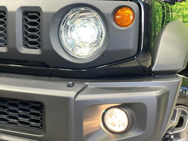 �yLED�w�b�h���C�g�z���V����ԑ��s�����ǍD�Ȏ��E���m�ۂ����S���ĉ^�]�ł��鍂�P�xLED�w�b�h���C�g�𑕔�!�_�����x�������A����d�͂��}�����Ă��܂��B