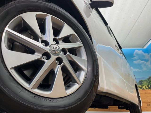 �y����16�C���`�A���~�z�C�[���z�O�ςɃ}�b�`���������A���~�z�C�[���𑕒����Ă���܂��B�e��ЊO�A���~�z�C�[����A�X�^�b�h���X�^�C�����戵�����Ă���܂��B���񂲑��k����������