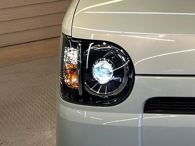 �yLED�w�b�h���C�g�z���V����ԑ��s�����ǍD�Ȏ��E���m�ۂ����S���ĉ^�]�ł��鍂�P�xLED�w�b�h���C�g�𑕔�!�_�����x�������A����d�͂��}�����Ă��܂��B