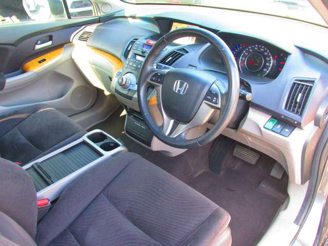 �{�������������肪�Ƃ��������܂��B������̎ԗ��f�ڒ��݌ɂ���!!�����X�̍ۂ͂��A�����肢�v���܂��B