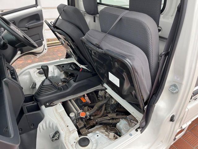 �e�؁E���J�Ȑ�僁�J�j�b�N�X�^�b�t������!�E�Ԍ��E�_�������E���̓��̏C���ȂǃA�t�^�[�T�[�r�X�����S�B���Ԃ̃J�X�^�}�C�Y���l�N�X�e�[�W�̃T�[�r�X�X�^�b�t�܂ł����k��������!