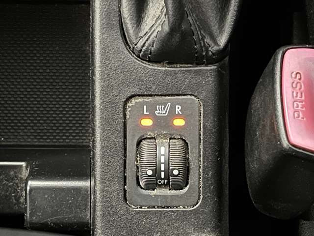 �^�]�ȁA����ȑ��V�[�g�q�[�^�[�ō��ȃ|�J�|�J!