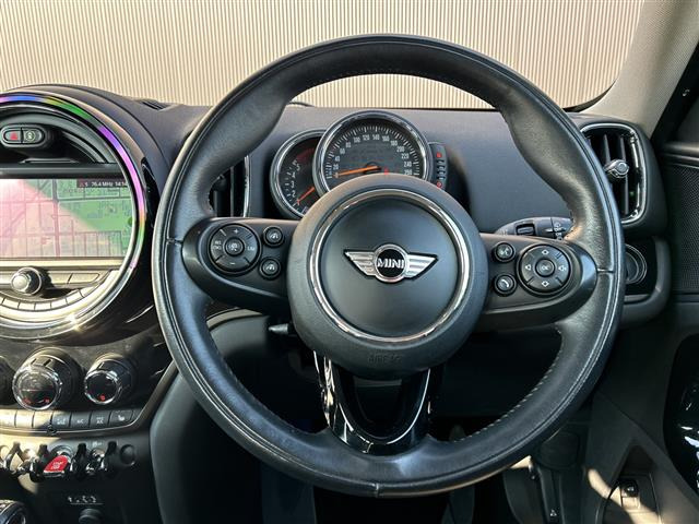 ミニクロスオーバークーパー D オール4 4WD