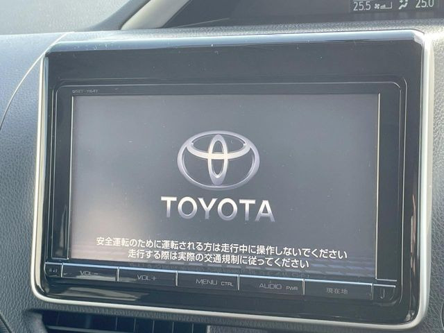 �y���ʃi�r�z�l�C�̑�^9�C���`�i�r�𑕔��B���݊��̂�����ʂ̓C���p�N�g��!�i�r���p���̃}�b�v�\���͌��₷���A�e���r��DVD�͗Տꊴ���A�b�v!�����̃h���C�u���O�b�Ɗy�����Ȃ�܂���