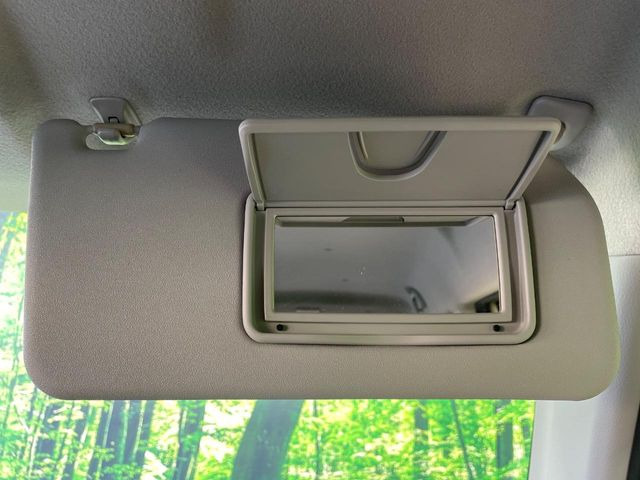 �y�o�j�e�B�~���[�z�T���o�C�U�[���ɐݒu���ꂽ�~���[�Őg�����Ȃ݃`�F�b�N!������Ƃ������C�N�����ɂ����􂵂܂���