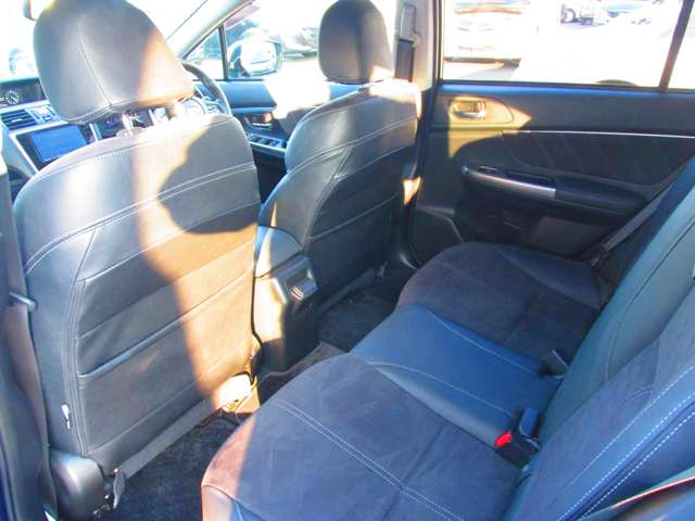 �{�������������肪�Ƃ��������܂��B������̎ԗ��f�ڒ��݌ɂ���!!�����X�̍ۂ͂��A�����肢�v���܂��B