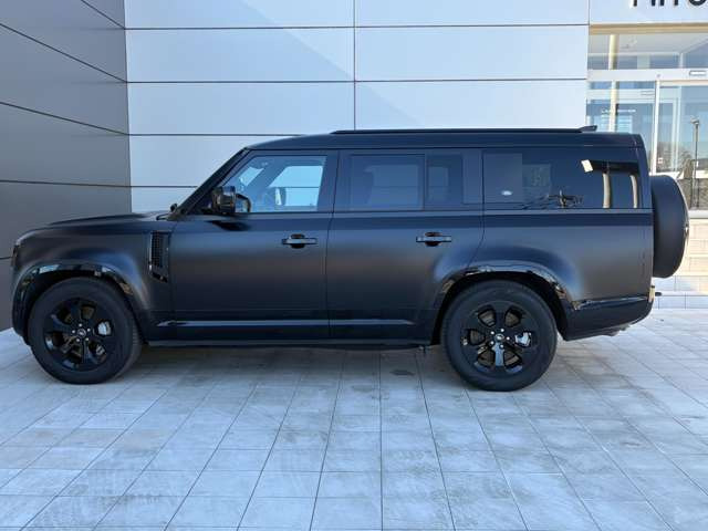 ディフェンダー130 X ダイナミック HSE 3.0L D300 ディーゼル 4WD