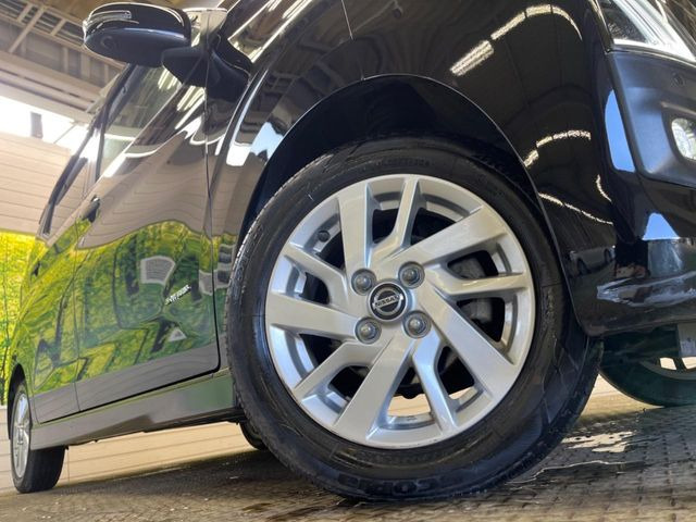 �y����14�C���`�A���~�z�C�[���z�O�ςɃ}�b�`���������A���~�z�C�[���𑕒����Ă���܂��B�e��ЊO�A���~�z�C�[����A�X�^�b�h���X�^�C�����戵�����Ă���܂��B���񂲑��k����������