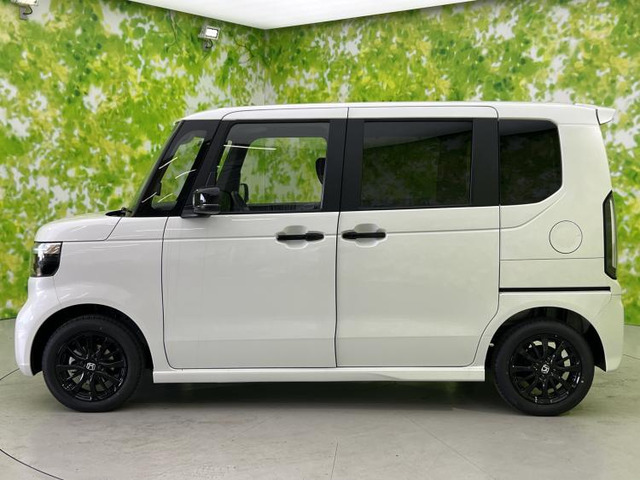 N-BOXカスタムブラック スタイル