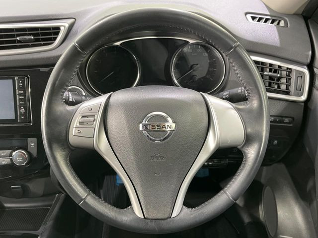 �y�����v�����X�e�A�����O�z�㎿�Ȋv���g�p���邱�ƂŁA��ɂ����������݂ƂĂ��^�]���₷���n���h���ł���