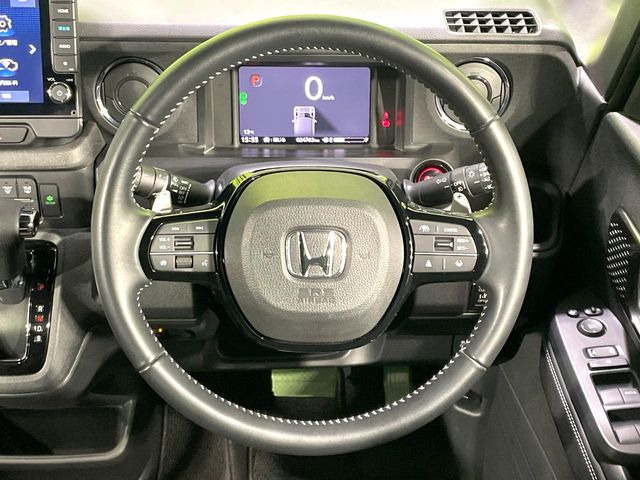 �y�����v�����X�e�A�����O�z�㎿�Ȋv���g�p���邱�ƂŁA��ɂ����������݂ƂĂ��^�]���₷���n���h���ł���