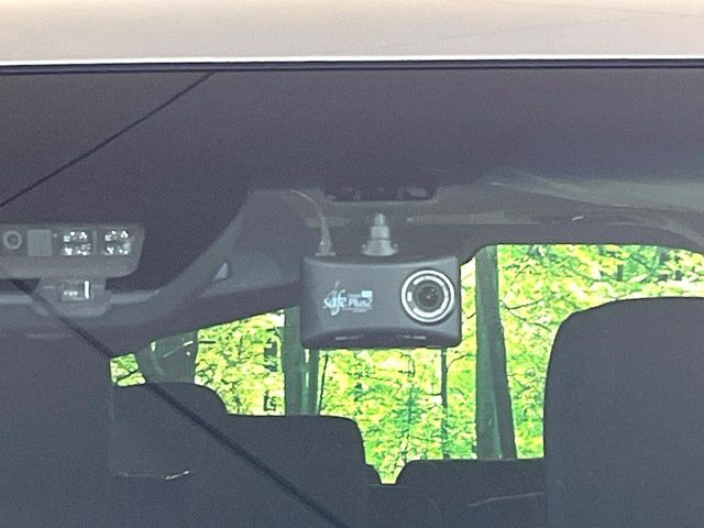 �y�h���C�u���R�[�_�[�z�h���C�u���R�[�_�[����!���s���͂������A������^�]�⎖�̂ɑ��������ہA�f���ŋL�^���A����̃��X�N�ɔ����܂��B���L�^�pSD�J�[�h�͂��q�l�����g�ł��������������K�v������܂��B