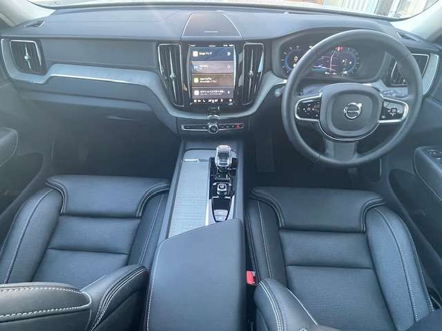 XC60ウルトラ B5 AWD 4WD