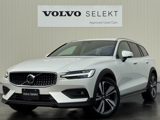 V60クロスカントリーウルトラ B5 AWD 4WD