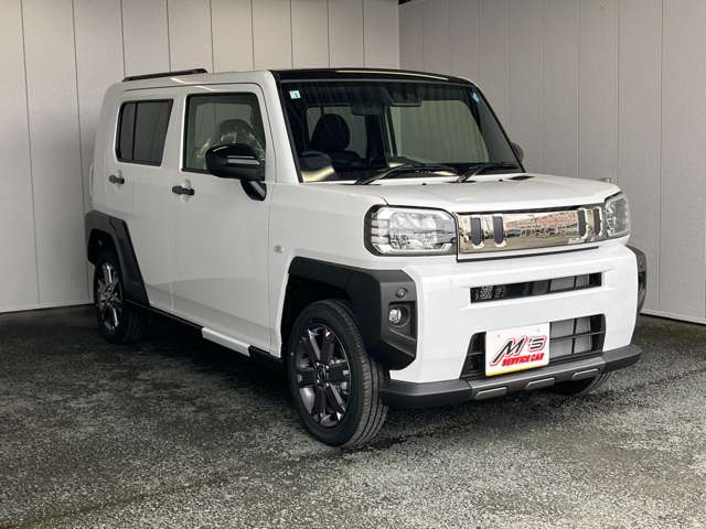 ���ʎԂ́u�T�[�r�X�J�[�G���Y �{�X�v�A�y�����Ԃ́u�T�[�r�X�J�[�G���Y �����X�v���炨�T�������܂��B