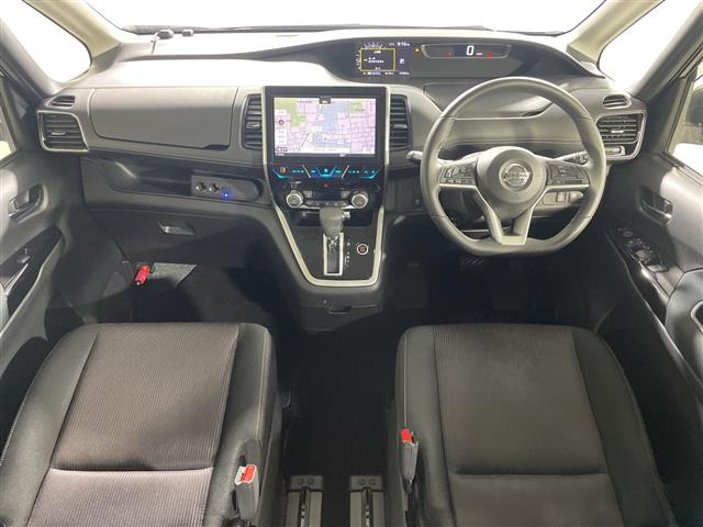 セレナ2.0 ハイウェイスター Vセレクション