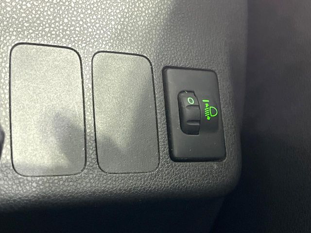 �y�w�b�h���C�g���x���C�U�[�z���݂Ƀ��C�g�̍����𒲐����邱�Ƃŉ^�]�����K�Ȃ�܂���