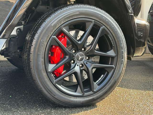 AMG21�C���`�A���~�z�C�[��:AMG���S����E���b�h�L�����p�[(AMG �����u���[�L�V�X�e��)