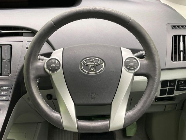 �y�X�e�A�����O�X�C�b�`�z�^�]���A�O������ڐ������炷���ƂȂ��A�I�[�f�B�I���̑��삪�\�ȕ֗��@�\!���S&���K�ȃh���C�u�����o���Ă���܂���