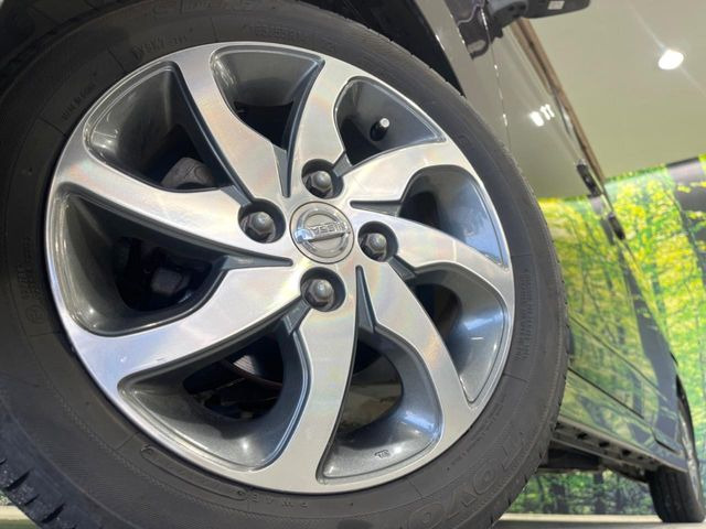 �y����14�C���`�A���~�z�C�[���z�O�ςɃ}�b�`���������A���~�z�C�[���𑕒����Ă���܂��B�e��ЊO�A���~�z�C�[����A�X�^�b�h���X�^�C�����戵�����Ă���܂��B���񂲑��k����������