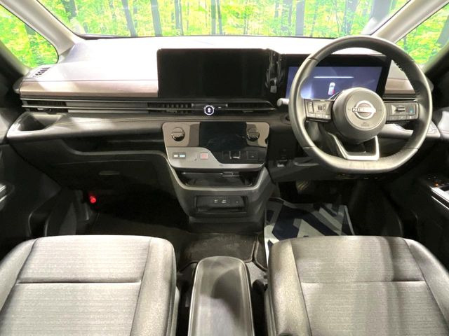 セレナ1.4 e-POWER ハイウェイスターV