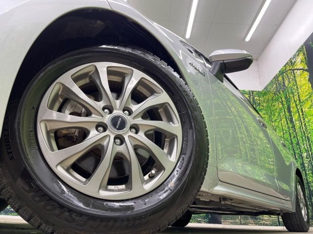 �y15�C���`�A���~�z�C�[���z�O�ςɃ}�b�`�����A���~�z�C�[���𑕒����Ă���܂��B�e��A���~�z�C�[����A�X�^�b�h���X�^�C�����戵�����Ă���܂��B���񂲑��k����������