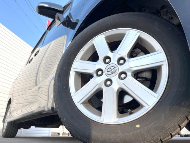 �y����16�C���`�A���~�z�C�[���z�O�ςɃ}�b�`���������A���~�z�C�[���𑕒����Ă���܂��B�e��ЊO�A���~�z�C�[����A�X�^�b�h���X�^�C�����戵�����Ă���܂��B���񂲑��k����������