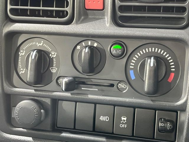 �����~�������Ă��S�Ȃɉ��K�ȋ󒲂�͂��Ă����A�_�C�������G�A�R���𑕔���