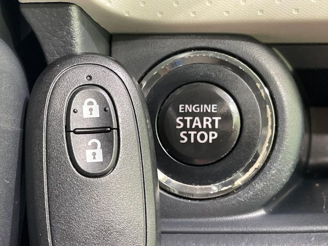 �y�L�[���X�X�^�[�g�V�X�e���z�J�o����|�P�b�g�ɓ��ꂽ�܂܂ł��h�A�̎{���E�������\�ȃX�}�[�g�L�[�𑕔��B�G���W���̃I���E�I�t�����J�M�����o���K�v����������Ƃ��Ă��֗��ł���