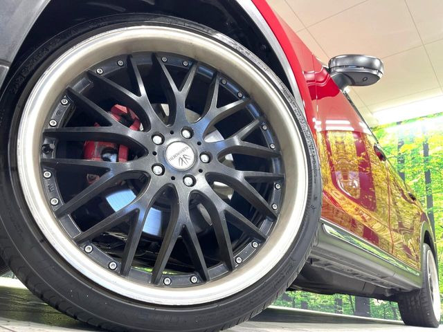 �ЊO19�C���`�A���~�z�C�[���z�O�ςɃ}�b�`���������A���~�z�C�[���𑕒����Ă���܂��B�e��ЊO�A���~�z�C�[����A�X�^�b�h���X�^�C�����戵�����Ă���܂��B���񂲑��k����������