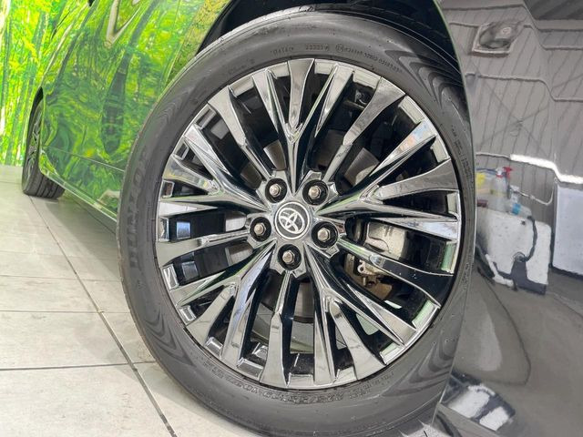 �y����19�C���`�A���~�z�C�[���z�O�ςɃ}�b�`���������A���~�z�C�[���𑕒����Ă���܂��B�e��ЊO�A���~�z�C�[����A�X�^�b�h���X�^�C�����戵�����Ă���܂��B���񂲑��k����������