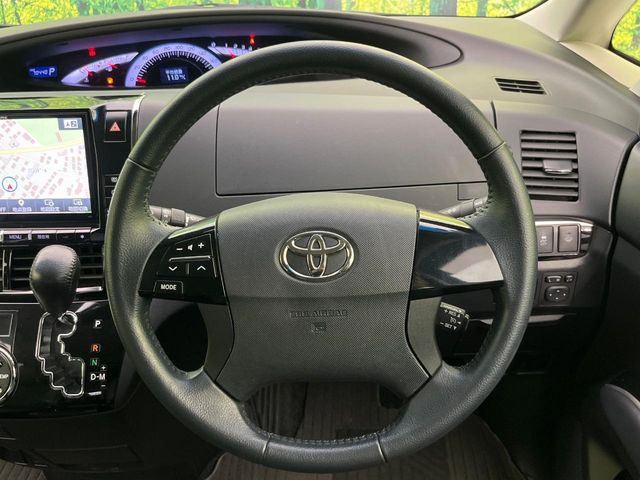 �y�����v�����X�e�A�����O�z�㎿�Ȋv���g�p���邱�ƂŁA��ɂ����������݂ƂĂ��^�]���₷���n���h���ł���