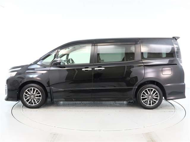 ヴォクシー2.0 ZS 煌