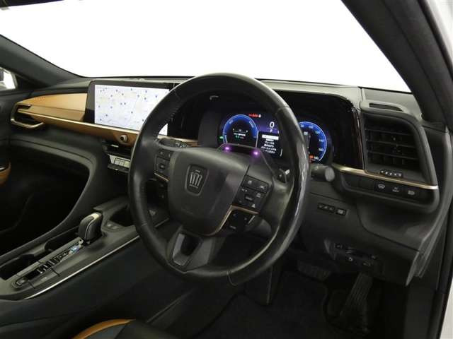 クラウンクロスオーバー2.4 RS アドバンスト E-Four advanced 4WD