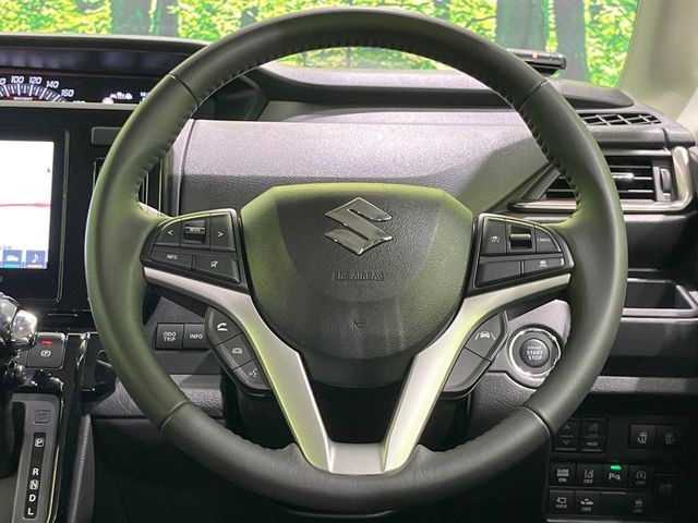 �y�����v�����X�e�A�����O�z�㎿�Ȋv���g�p���邱�ƂŁA��ɂ����������݂ƂĂ��^�]���₷���n���h���ł���