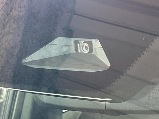 �y�g���^�Z�[�t�e�B�Z���X�z���s���ɑO���̎ԗ�����F�����A�Փ˂������Ȏ��͌x��ƃu���[�L�ŏՓˉ���Ɣ�Q�y�����A�V�X�g�B�����S�Ƀh���C�u�����y���݂��������܂��B