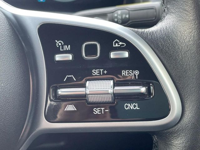 ���f�B�X�g���j�b�N�v���X:�s�s�A�x�O�A�������H�Ȃǂ̑��s���ɁA�X�e���I�}���`�p�[�p�X�J�����ƃ��[�_�[�Z���T�[�ɂ��A�O���Ԃ�F�����đ��x�ɉ������Ԋԋ������ێ����鎟����̃N���R��!