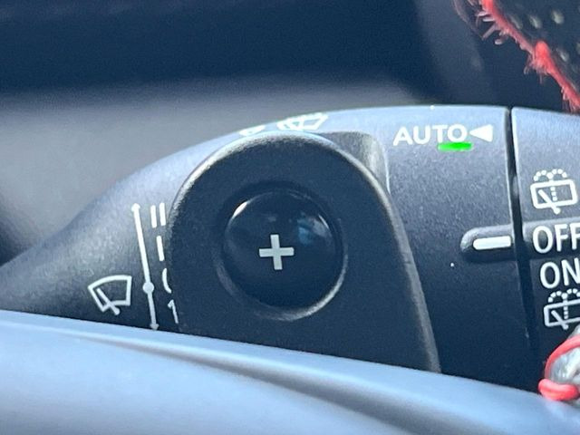 ���X�e�A�����O�p�h���V�t�g:�N�C�b�N�ȃV�t�g���삪�\!���X�|���X�������A���Ȃ��̃M�A�ϑ��ɂ�������Ƃ��Ă��Ă���܂�!���Ԃƈ�̂ƂȂ�鑕���ł��B