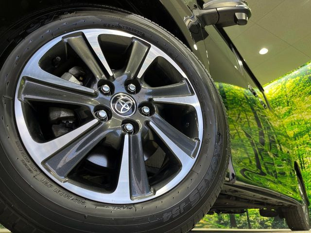 �y����16�C���`�A���~�z�C�[���z�O�ςɃ}�b�`���������A���~�z�C�[���𑕒����Ă���܂��B�e��ЊO�A���~�z�C�[����A�X�^�b�h���X�^�C�����戵�����Ă���܂��B���񂲑��k����������