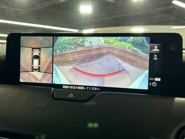 �y360&deg;�r���[���j�^�[�z��p�̃J�����ɂ��A�ォ�猩���낵���悤�Ȏ��_��360�x�N���}�̎��͂��m�F���邱�Ƃ��ł��܂������p�������m�F���₷���A�����ꏊ�ł̐؂�Ԃ��⒓�Ԃ��X���[�Y�ɍs���܂��B