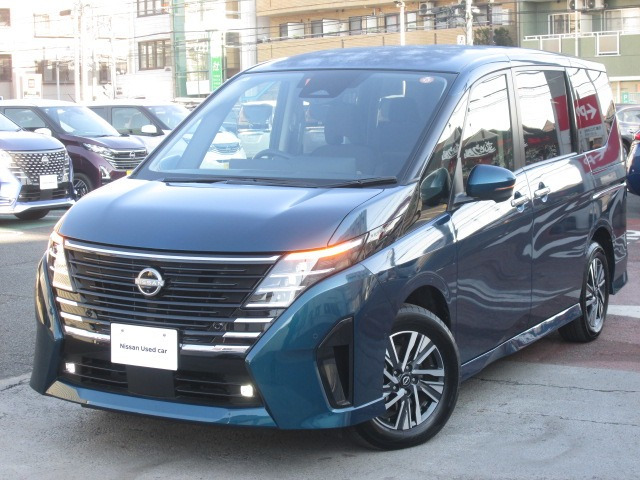 セレナ1.4 e-4ORCE ハイウェイスターV 4WD