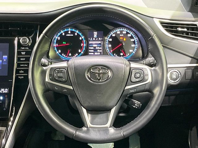 �y�����v�����X�e�A�����O�z�㎿�Ȋv���g�p���邱�ƂŁA��ɂ����������݂ƂĂ��^�]���₷���n���h���ł���