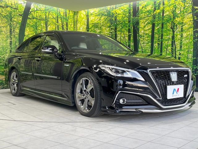 高透明度のガラス皮膜で撥水はもちろん、上質なツヤ・光沢を実現。紫外線や酸性雨から大切な愛車を保護し、色あせ・劣化を防止。「弾スプラッシュコート」、「弾プリミッサコート」からお選びいただけます。