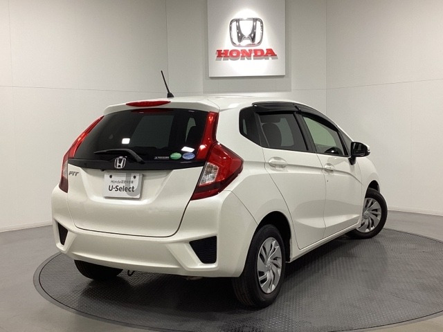 フィット1.3 13G Fパッケージ ファインエディション